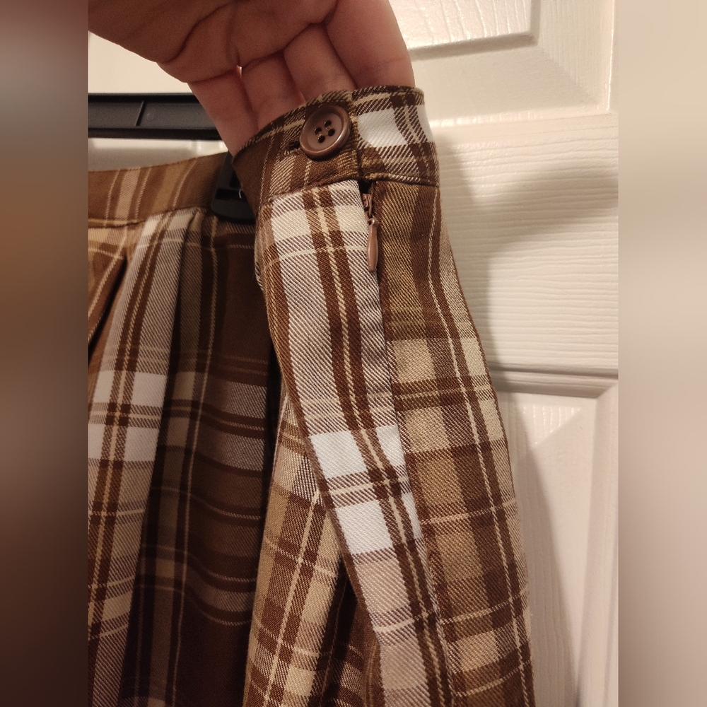 💙 Rue+ Brown Plaid Skirt - Picture 3 of 9